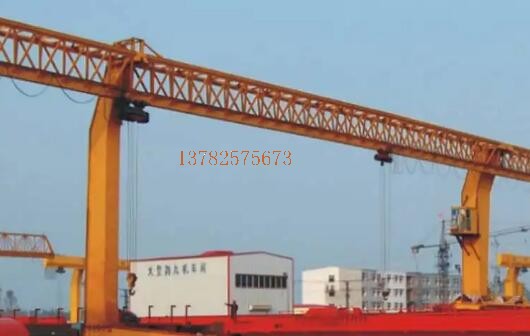 门式中国X站APP下载机与桥式中国X站APP下载机**操作规程注意事项